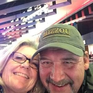 Meet your Posher, Lynda